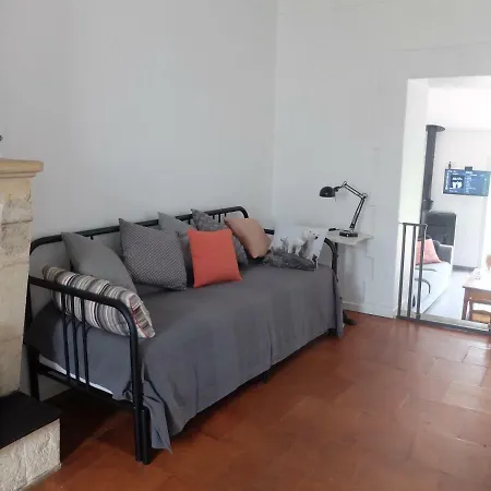 Charmante Echoppe Pres De Bordeaux بيت للعطل إيزين
